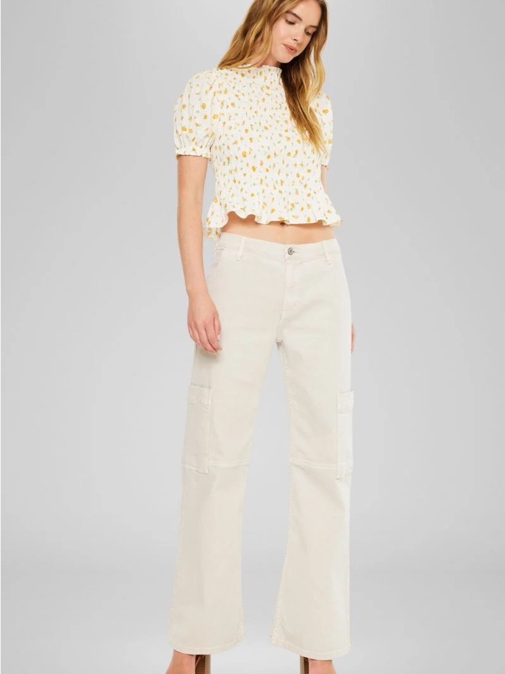 KanCan Cream Rain Low Rise Knee X- Cargo Jeans